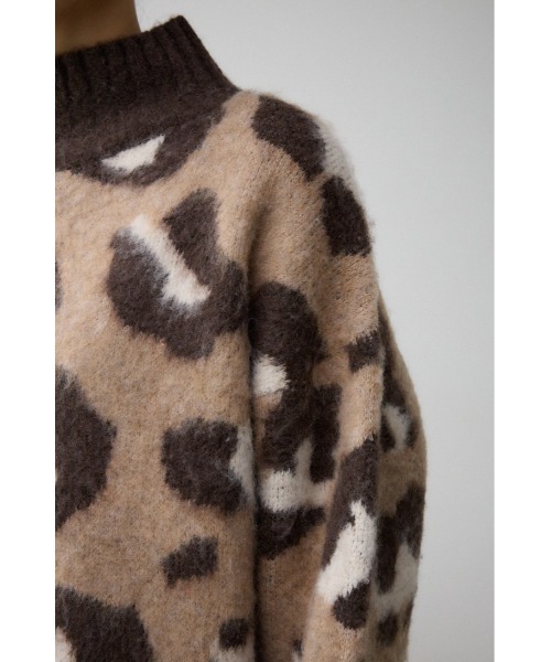 AZUL by moussy(アズールバイマウジー)の「レオパートジャガードニットトップス(ニット/セーター・レディース・ベージュ系その他/グレー系その他・FREE)」の14枚目の写真