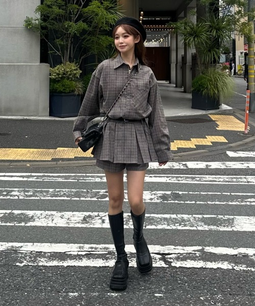 MAINLYTRULY（メインリィトゥルリィ）の「チェック セットアップ（セットアップ・レディース・グレー・M）」の11枚目の写真