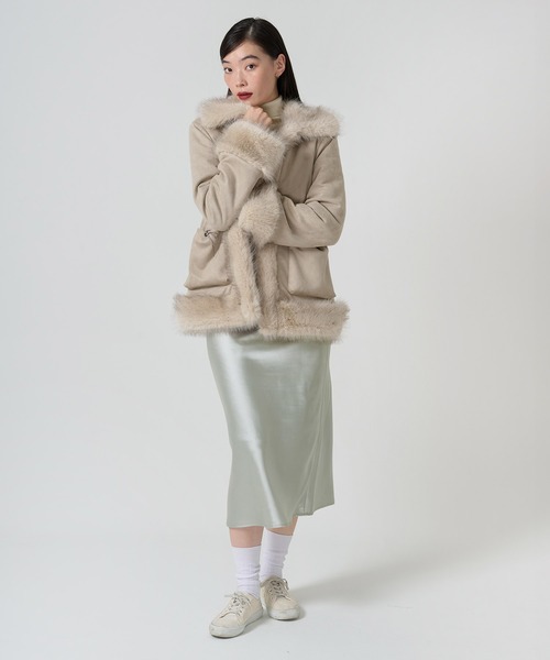 TINA:JOJUN(ティーナジョジュン)の「Aライン サテンミディ丈スカート TINA:JOJUN(スカート・レディース・ミント/ブラック・S/M)」の7枚目の写真