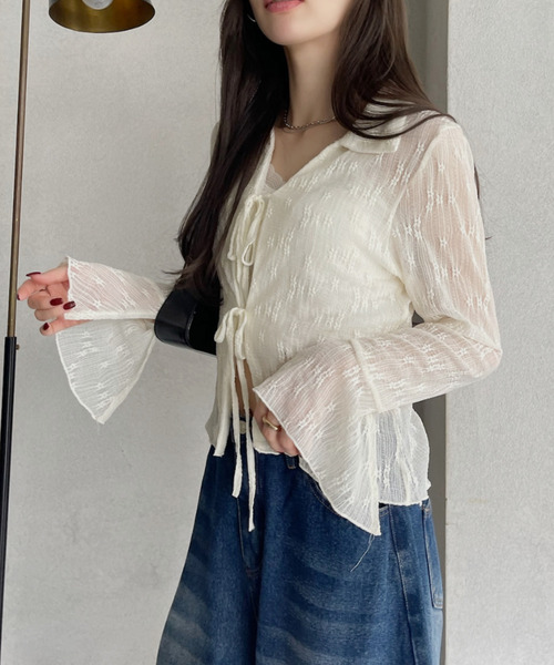 Ada.(エイダ)の「衿付き フロントリボン レースブラウス(シャツ/ブラウス・レディース・アイボリー/ブラック・FREE)」の5枚目の写真
