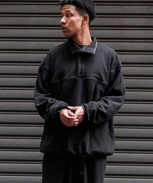 セール】【NUMERALS】フリーススナッププルオーバー（その他トップス