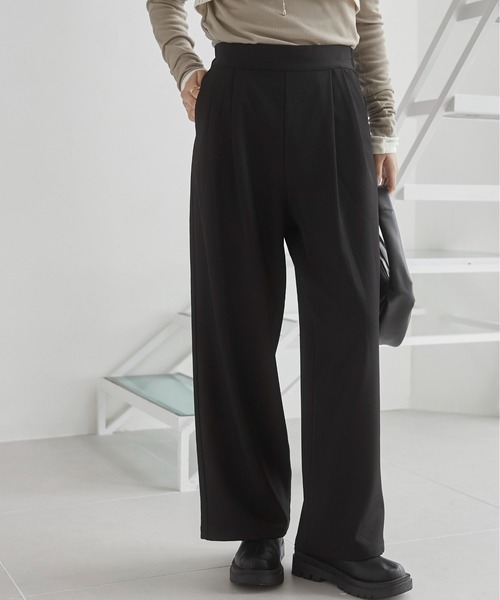 ANGIE（アンジー）の「【オケージョン対応 / セレモニー対応 / セットアップ対応】タックワイドパンツ（スラックス・レディース・ブラック/モカ/グレー/ナチュラル/ブラウン/ダークグレー・FREE）」の19枚目の写真