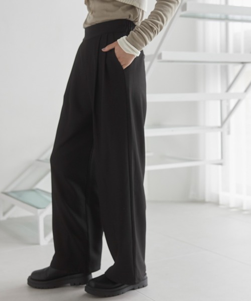 ANGIE(アンジー)の「【セットアップ対応】タックワイドパンツ / オフィスカジュアル / 通勤 / 春服(スラックス・レディース・ブラック/モカ/グレー/ナチュラル/ブラウン/ダークグレー・FREE)」の21枚目の写真