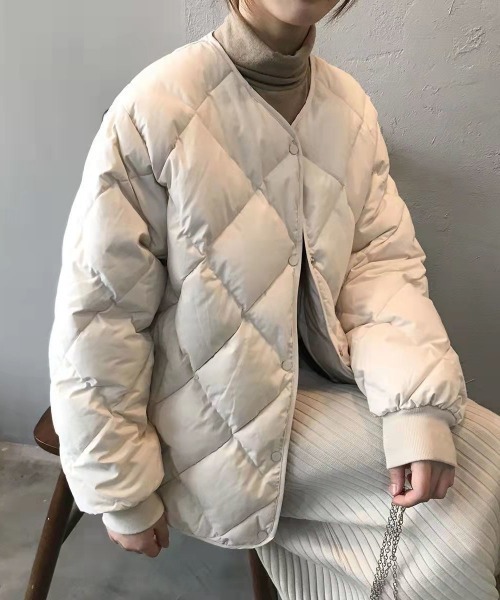 Per sist ence（パーシエンス）の「キルティングノーカラーコート（ダウンジャケット/コート・レディース・ベージュ/ブラック/ホワイト・X-LARGE/LARGE/MEDIUM/SMALL）」の10枚目の写真