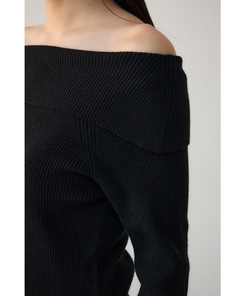AZUL by moussy(アズールバイマウジー)の「オフショルダーニット(ニット/セーター・レディース・ブルー/グレー/アイボリー/ブラック/オレンジ・FREE)」の21枚目の写真