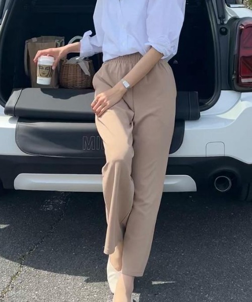 aquagarage（アクアガレージ）の「エンボス加工リラックスパンツ（その他パンツ・レディース・ブラック/カーキ/グレー/ベージュ/グリーン・S/L/LL/P/M）」の6枚目の写真