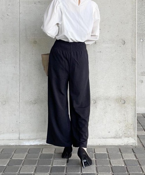 aquagarage（アクアガレージ）の「エンボス加工リラックスパンツ（その他パンツ・レディース・ブラック/カーキ/グレー/ベージュ/グリーン・S/L/LL/P/M）」の16枚目の写真