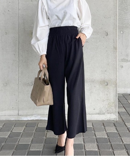 aquagarage（アクアガレージ）の「エンボス加工リラックスパンツ（その他パンツ・レディース・ブラック/カーキ/グレー/ベージュ/グリーン・S/L/LL/P/M）」の15枚目の写真