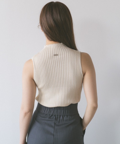 ECREL（エクレール）の「ハイネックノースリーブリブニット（ニット/セーター・レディース・ブラック/アイボリー・FREE）」の9枚目の写真