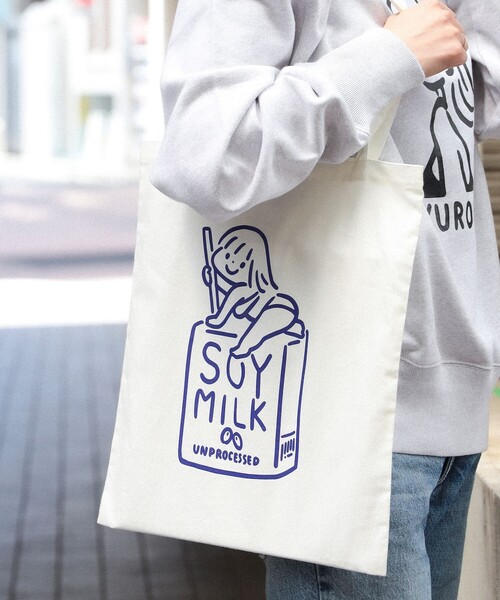 TOKYO CULTUART by BEAMS(トウキョウカルチャートバイビームス)の「白根ゆたんぽ / Soy Milk tote Bag(トートバッグ・レディース・ホワイト/グリーン・ONE SIZE)」の2枚目の写真