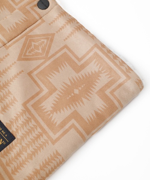 PENDLETON(ペンドルトン)の「【PE2】【PENDLETON/ペンドルトン】VEGAN MOUTON NECKWARMER ビーガン ムートン ネックウォーマー(ネックウォーマー/スヌード・レディース・ブラウン・FREE)」の7枚目の写真
