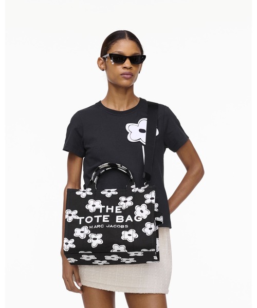 THE CANVAS MEDIUM TOTE BAG トート バッグ ミディアム MARC JACOBS(マーク ジェイコブス)｜【公式】THE CANVAS MEDIUM