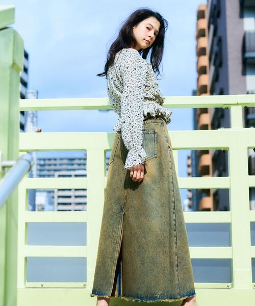 KBF（ケイビーエフ）の「フラワープリントビスチェブラウス（シャツ/ブラウス・レディース・ブラック/アイボリー・ONE）」の10枚目の写真