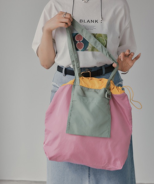 210nouve(トゥージュヌーブ)の「ドロスト バイカラー ナイロン トートバッグ(トートバッグ・レディース・ピンク/グリーン/ベージュ/オレンジ・FREE)」の12枚目の写真