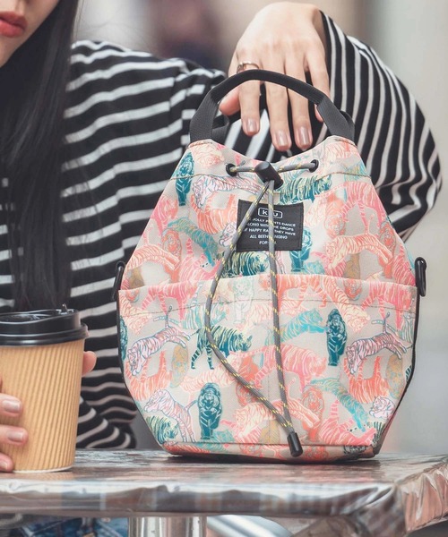 KiU(キウ)の「KiU/キウ 600D POCKETFUL MINI BAG(トートバッグ・レディース・その他5/その他2/ブラック/ダークグリーン/その他8/ダークパープル/オリーブ・FREE)」の20枚目の写真
