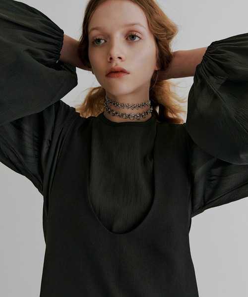 kiehtova（キエトヴァ）の「【kiehtova】SHEER VOLUMESLEEVE BLOUSE/シアー ボリュームスリーブ ブラウス KTWR28（シャツ/ブラウス・レディース・ブラック/アイボリー・FREE）」の2枚目の写真