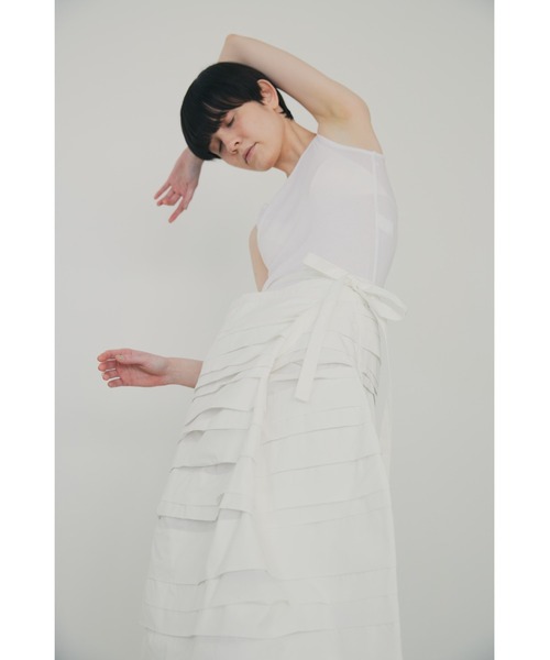 Abor(アボア)の「【Abor】Random Tucks Skirt/ランダムタックスカート(スカート・レディース・ブラック/ホワイト・FREE)」の7枚目の写真