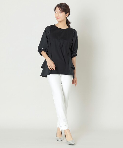 TO BE CHIC(トゥー ビー シック)の「タフタコンビティアード チュニック(Tシャツ/カットソー・レディース・オフホワイト/ブラック・42/40)」の9枚目の写真