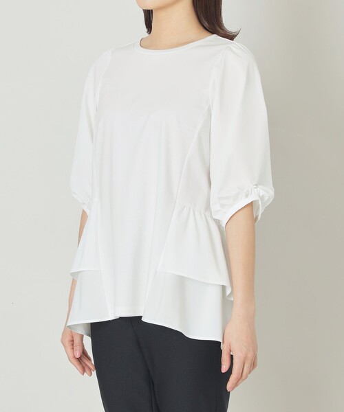 TO BE CHIC(トゥー ビー シック)の「タフタコンビティアード チュニック(Tシャツ/カットソー・レディース・オフホワイト/ブラック・42/40)」の3枚目の写真