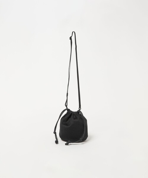 BEAUTY&YOUTH UNITED ARROWS(ビューティーアンドユースユナイテッドアローズ)の「ソフト メッシュ パース(ショルダーバッグ・メンズ・ブラック・FREE)」の4枚目の写真