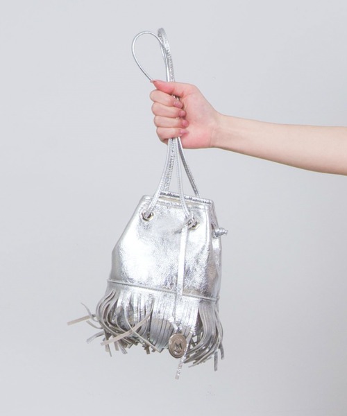 marco masi（マルコマージ）の「【MARCO MASI/マルコ・マージ】巾着　ミニショルダーバッグ　バケツバッグ　フリンジ（ショルダーバッグ・レディース・シルバー/ブラック・FREE）」の22枚目の写真