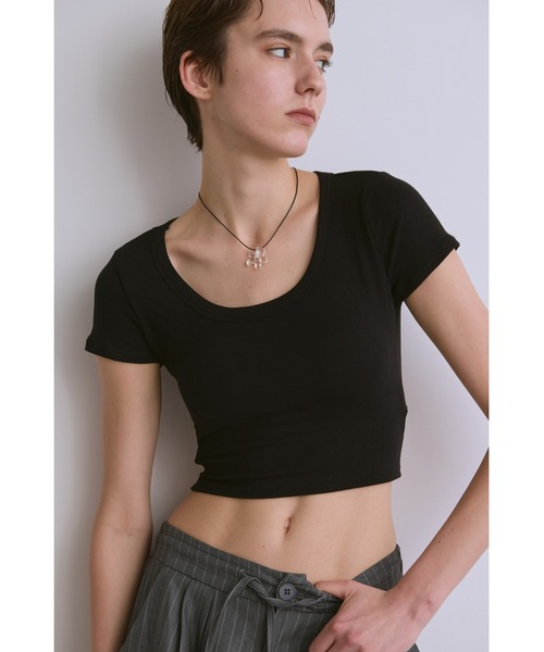 un/neu(アンノイ)の「カップ付きバックオープンコンパクトT(Tシャツ/カットソー・レディース・ホワイト/ブラック・FREE)」の2枚目の写真