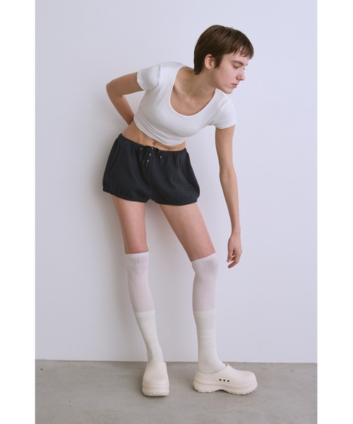 un/neu(アンノイ)の「カップ付きバックオープンコンパクトT(Tシャツ/カットソー・レディース・ホワイト/ブラック・FREE)」の14枚目の写真