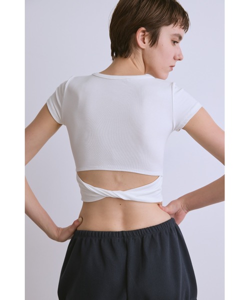 un/neu(アンノイ)の「カップ付きバックオープンコンパクトT(Tシャツ/カットソー・レディース・ホワイト/ブラック・FREE)」の10枚目の写真