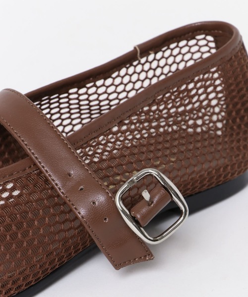 VELETTO（ベレット）の「『別注』VELETTO×DOORS　メッシュストラップシューズ（バレエシューズ・レディース・ブラック/ブラウン・36/37/38）」の15枚目の写真