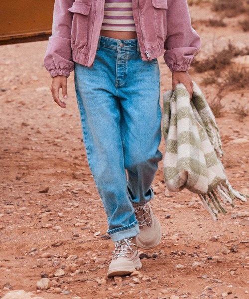 ROXY（ロキシー）の「PATTI STRAIGHT MID /ロキシーストレートデニムパンツ（デニムパンツ・レディース・ブルー・25inch/26inch/27inch/24inch）」の3枚目の写真