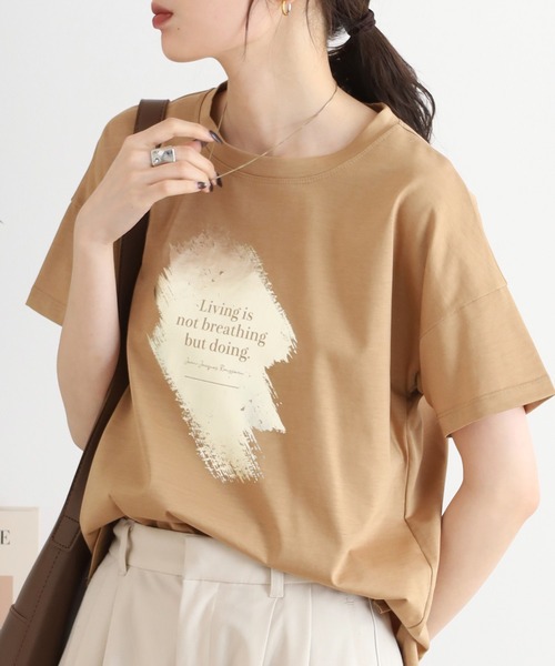 BRODIAEA(ブローディア)の「BRODIAEA 箔プリント 半袖Tシャツ カットソープルオーバー 日本製(Tシャツ/カットソー・レディース・グレー/ピンク/ベージュ/ネイビー/オフホワイト・40)」の12枚目の写真