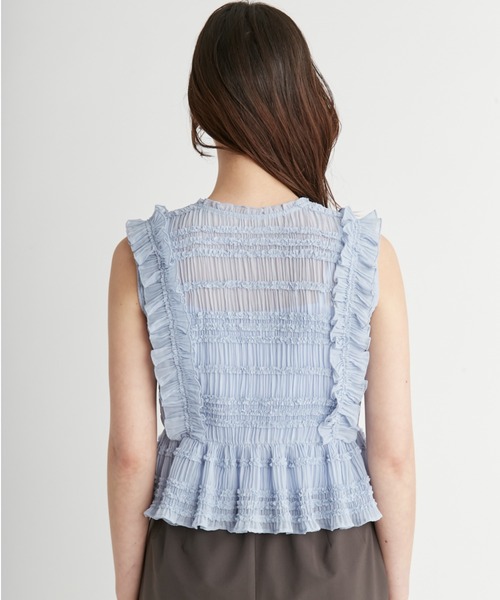 CELFORD（セルフォード）の「シャーリングフリルブラウス（シャツ/ブラウス・レディース・オフホワイト/ブラック/サックスブルー・36/38）」の7枚目の写真