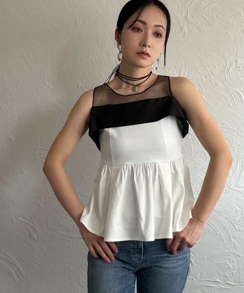 deux amour(ドゥーザムール)の「胸元チュール配色トップス(Tシャツ/カットソー・レディース・ブラック/ホワイト・FREE)」の12枚目の写真