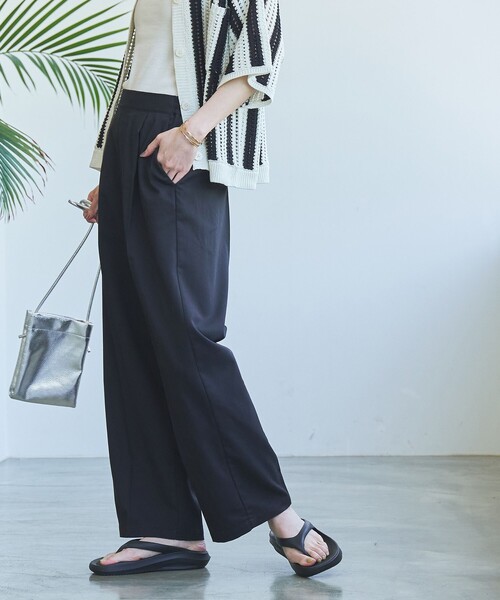 coen（コーエン）の「【接触冷感】イージービューティワイドパンツ（WEB限定サイズ）（スラックス・レディース・ブラック/ブラウン/コバルトブルー・S/M/L/XL）」の4枚目の写真