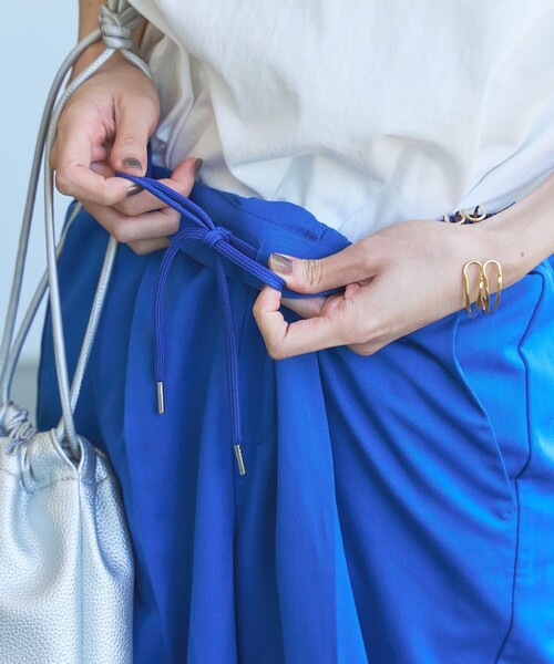 coen（コーエン）の「【接触冷感】イージービューティワイドパンツ（WEB限定サイズ）（スラックス・レディース・ブラック/ブラウン/コバルトブルー・S/M/L/XL）」の21枚目の写真