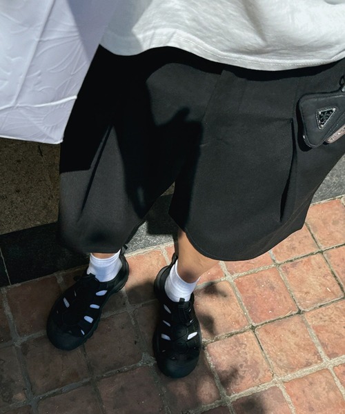 ASCLO（エジュクロ）の「ASCLO／バミューダスラックスハーフパンツ（スラックス・メンズ・ブラック/グレー・FREE）」の11枚目の写真