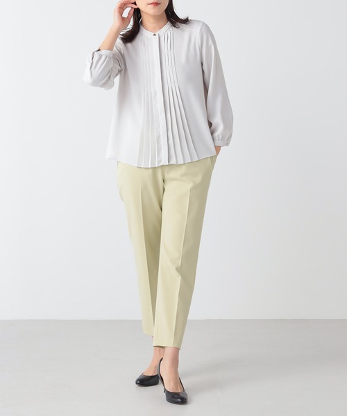 GALLORIA（ギャローリア）の「オフィススタイルにおすすめ　タックプリーツブラウス（シャツ/ブラウス・レディース・ライトベージュ/ホワイト/ライトグレー・LL/S/M/L）」の12枚目の写真