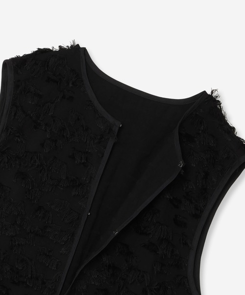 R-ISM（リズム）の「【洗える】フサフサショートジレ（ベスト・レディース・ベージュ/ブラック・4）」の8枚目の写真