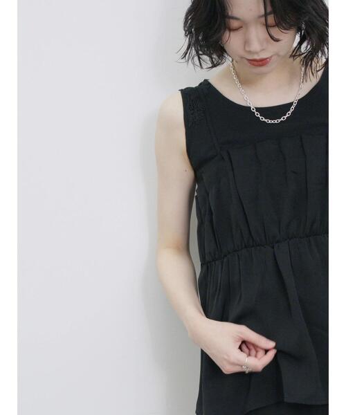 Samansa Mos2 blue(サマンサモスモスブルー)の「【接触冷感】キャミビスチェ(シャツ/ブラウス・レディース・カーキ/ブラック/チャコールグレー/ベージュ・F)」の5枚目の写真