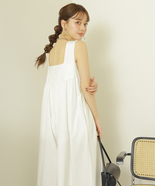 LAULEN(ローレン)の「square neck wide salopette /ギャザースクエアネックワイドサロペット(サロペット/オーバーオール・レディース・ブラック/ホワイト・FREE)」の1枚目の写真