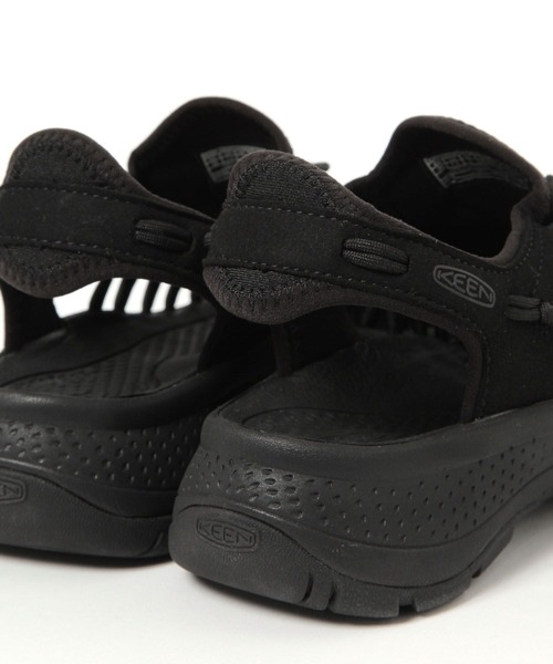 KEEN（キーン）の「【KEEN(キーン)】UNEEK AT(WOMENS)（その他シューズ・レディース・ホワイト/ブラック/ブルー・MEDIUM/LARGE）」の21枚目の写真