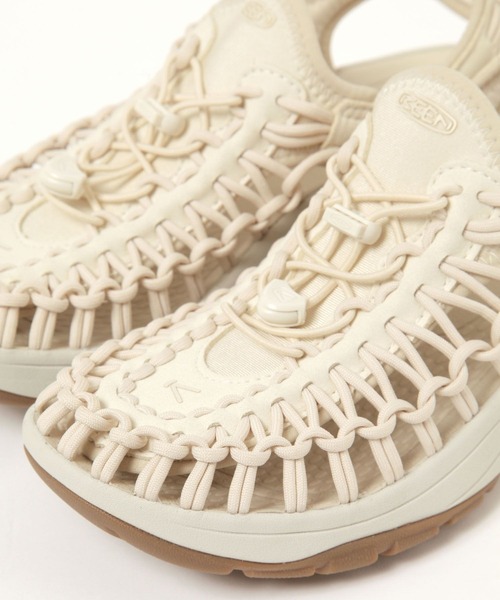 KEEN（キーン）の「【KEEN(キーン)】UNEEK AT(WOMENS)（その他シューズ・レディース・ホワイト/ブラック/ブルー・MEDIUM/LARGE）」の19枚目の写真