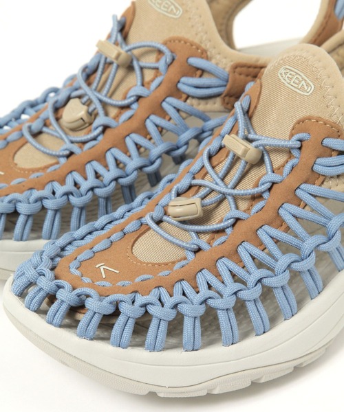 KEEN（キーン）の「【KEEN(キーン)】UNEEK AT(WOMENS)（その他シューズ・レディース・ホワイト/ブラック/ブルー・MEDIUM/LARGE）」の16枚目の写真