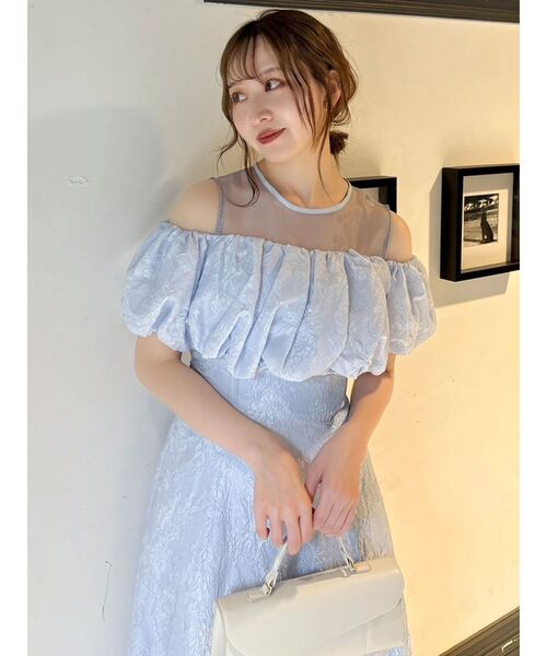 dazzlin(ダズリン)の「ジャカードバルーンスリーブドレス(ドレス・レディース・オフホワイト/ブルー/グリーン・SMALL/MEDIUM)」の17枚目の写真