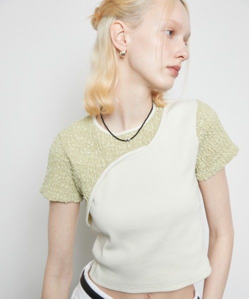 LARTIGENT(ラーティゼン)の「L3 CUTOUT SHORT SLEEVE T-SHIRT(Tシャツ/カットソー・レディース・カーキ/ブラック/クリーム・FREE)」の3枚目の写真
