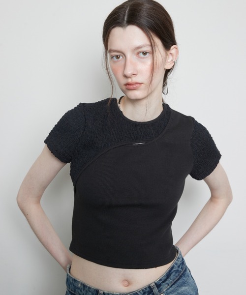 LARTIGENT(ラーティゼン)の「L3 CUTOUT SHORT SLEEVE T-SHIRT(Tシャツ/カットソー・レディース・カーキ/ブラック/クリーム・FREE)」の5枚目の写真