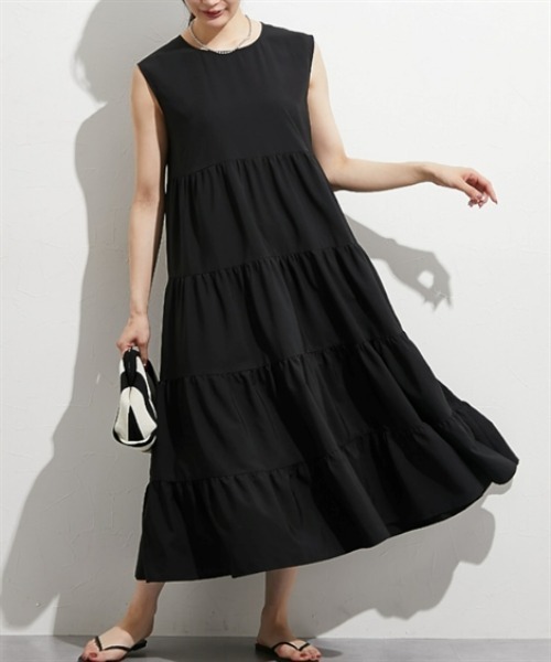 nissen（ニッセン）の「【撥水・UV付】ティアードマキシ丈ワンピース（ワンピース・レディース・ブラック/ラベンダー・M/L/LL）」の5枚目の写真