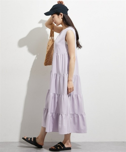 nissen（ニッセン）の「【撥水・UV付】ティアードマキシ丈ワンピース（ワンピース・レディース・ブラック/ラベンダー・M/L/LL）」の16枚目の写真