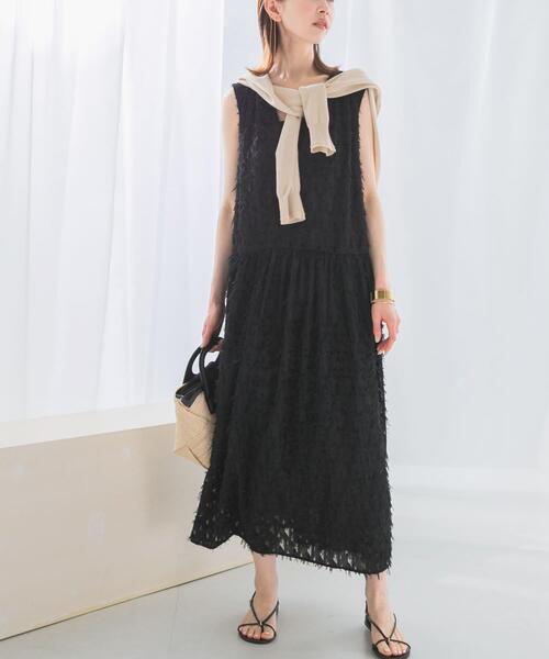 URBAN RESEARCH ROSSO WOMEN（アーバンリサーチ　ロッソ）の「ジャガードVネックワンピース（ワンピース・レディース・アイボリー/ブラック・FREE）」の3枚目の写真