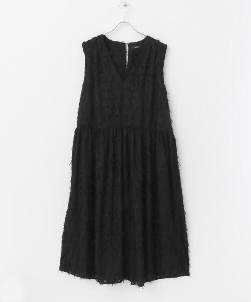 URBAN RESEARCH ROSSO WOMEN（アーバンリサーチ　ロッソ）の「ジャガードVネックワンピース（ワンピース・レディース・アイボリー/ブラック・FREE）」の10枚目の写真